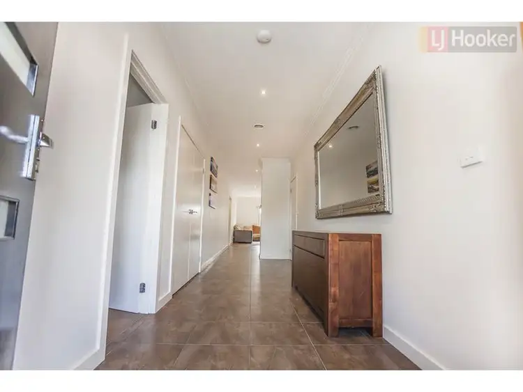 Fourth view of Homely house listing, 15 Blairgowrie Dr, Craigieburn VIC 3064