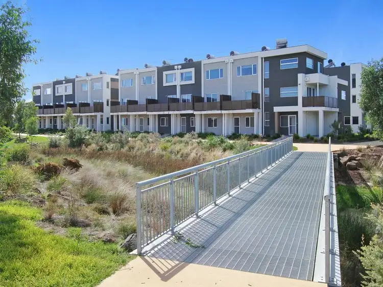 Second view of Homely townhouse listing, 25 Chanticleer Drive, Mernda VIC 3754