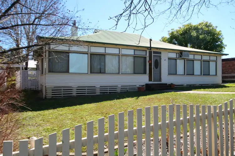 32 Oswald Street, Inverell NSW 2360