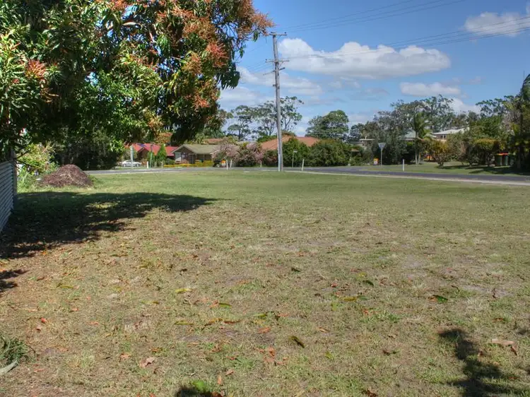 7 Hickey Street, Iluka NSW 2466