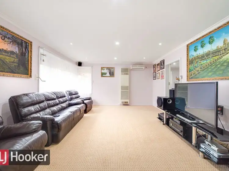 Second view of Homely house listing, 5 NICHOLAS STREET, Keysborough VIC 3173