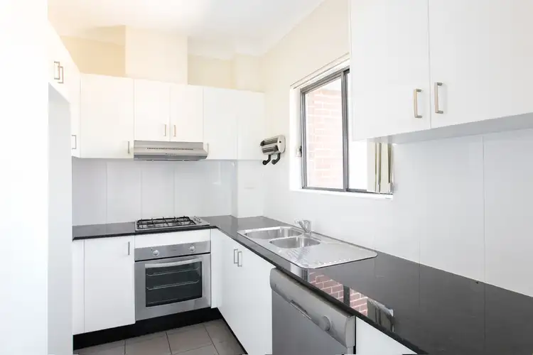 Second view of Homely unit listing, 10/10 Funda Place, Brookvale NSW 2100