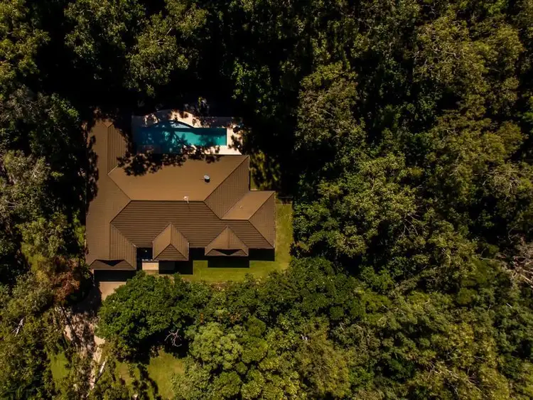 8 Celebration Close, Clifton Beach QLD 4879