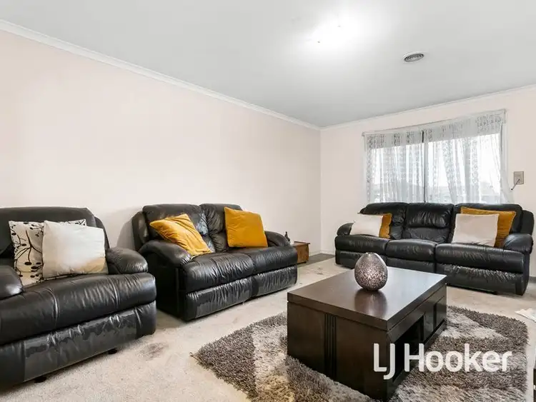 Third view of Homely house listing, 5 Pardalote Close, Werribee VIC 3030
