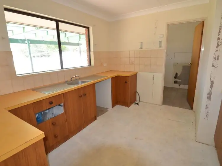Seventh view of Homely house listing, 1 Amara Court, Alice Springs NT 870