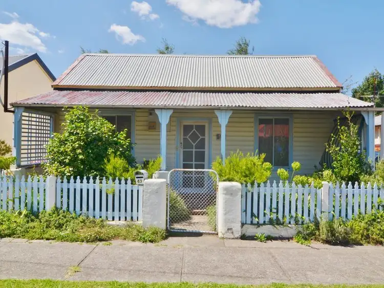 43 Stephenson Street, Lithgow NSW 2790