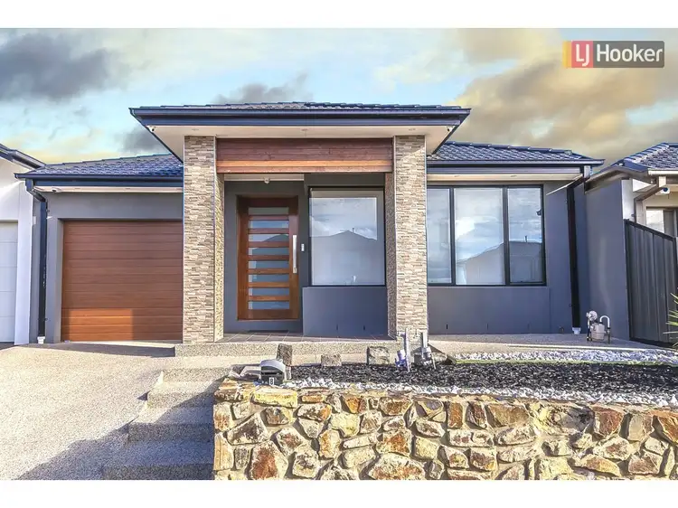 8 Style Way, Craigieburn VIC 3064