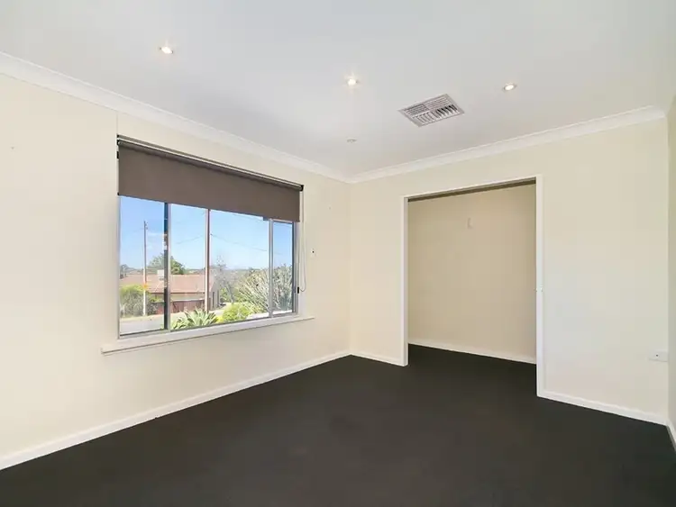 Sixth view of Homely house listing, 5 Hurley Grove, Hackham SA 5163