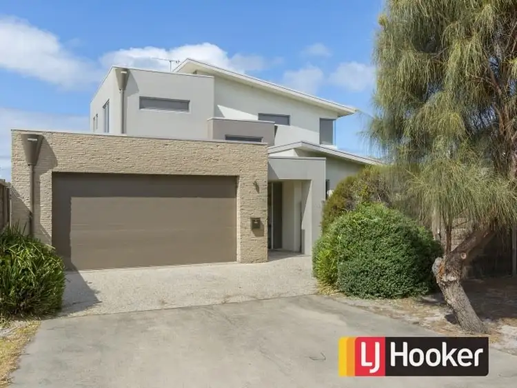 1 Blue Water Circle, Cape Paterson VIC 3995