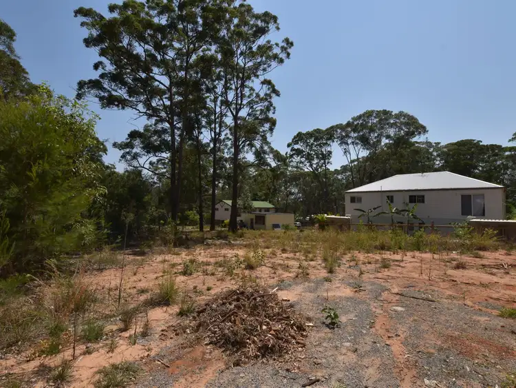 9 Little Cove Rd, Russell Island QLD 4184