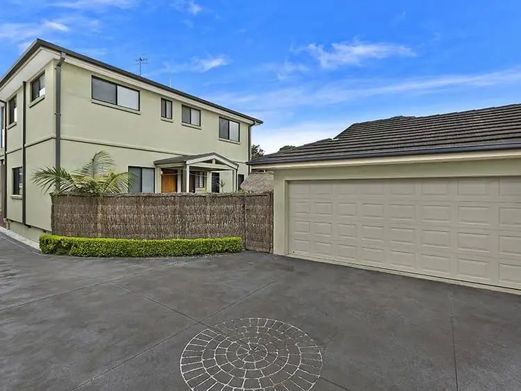 Second view of Homely house listing, 5 Carlyon Street, Killarney Vale NSW 2261