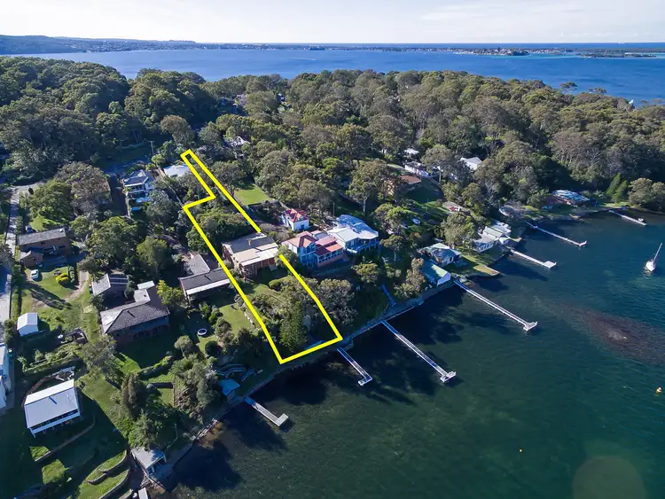 345 Coal Point Road, Coal Point NSW 2283