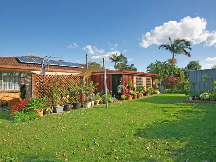 Third view of Homely house listing, 4 Michelle Court, Cleveland QLD 4163