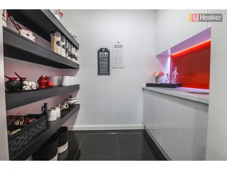 Fifth view of Homely house listing, 42 Valiant Crescent, Craigieburn VIC 3064