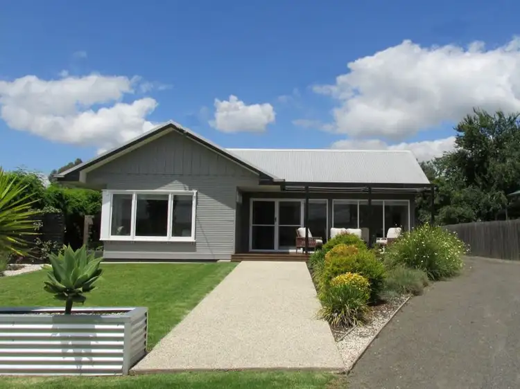 213 Main Road, Lindenow VIC 3865