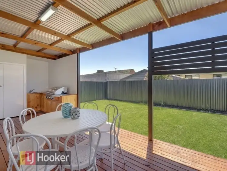 28 Exhibition Drive, Modbury North SA 5092