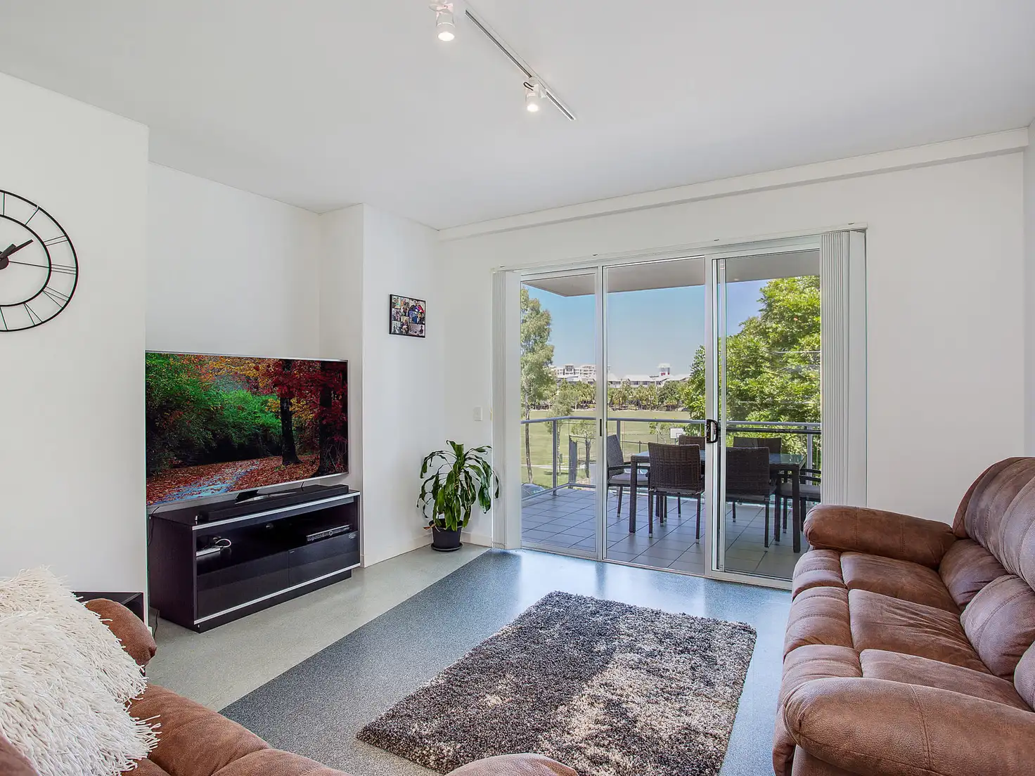 Main view of Homely unit listing, 17/98 University Drive, Varsity Lakes QLD 4227