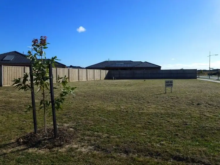 2 Warren Avenue, Wallan VIC 3756