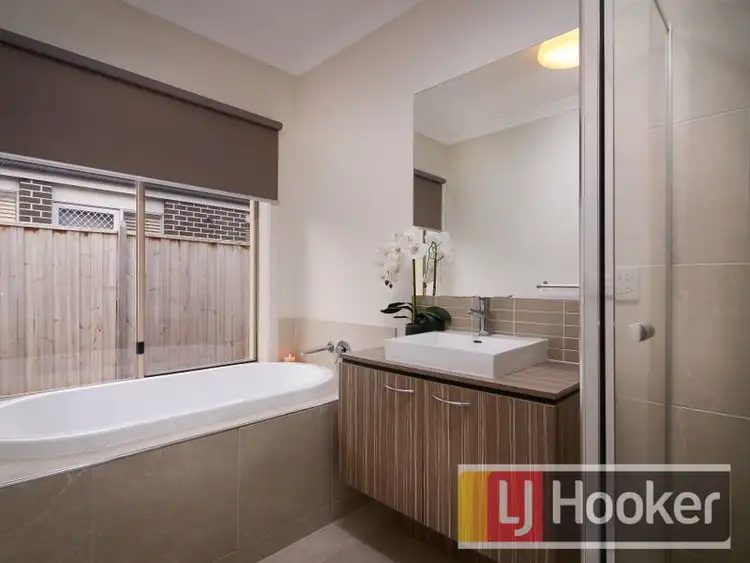 Fifth view of Homely house listing, 16 Beechtree Way, Cranbourne North VIC 3977