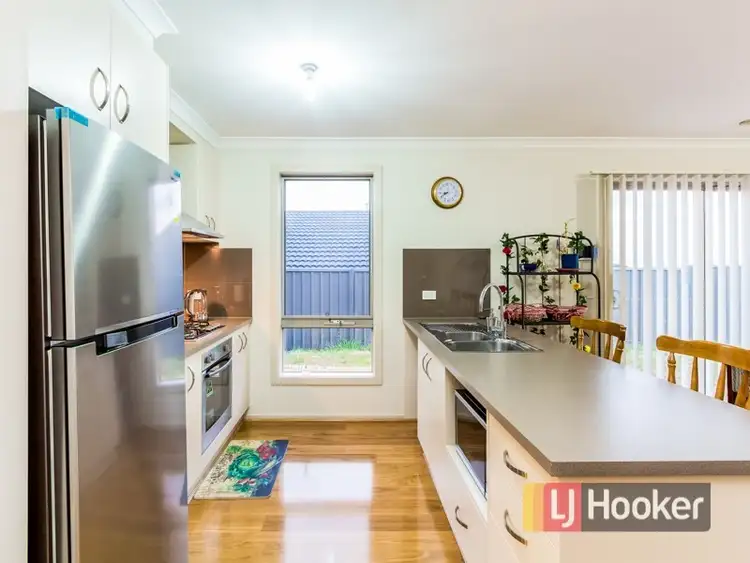 Sixth view of Homely house listing, 17 Tahoe Circuit, Pakenham VIC 3810