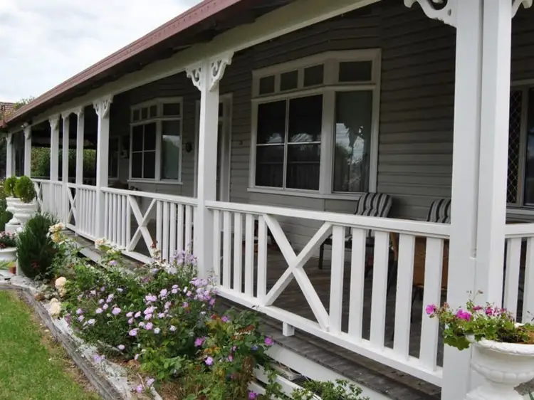 39 Ross Street, Inverell NSW 2360