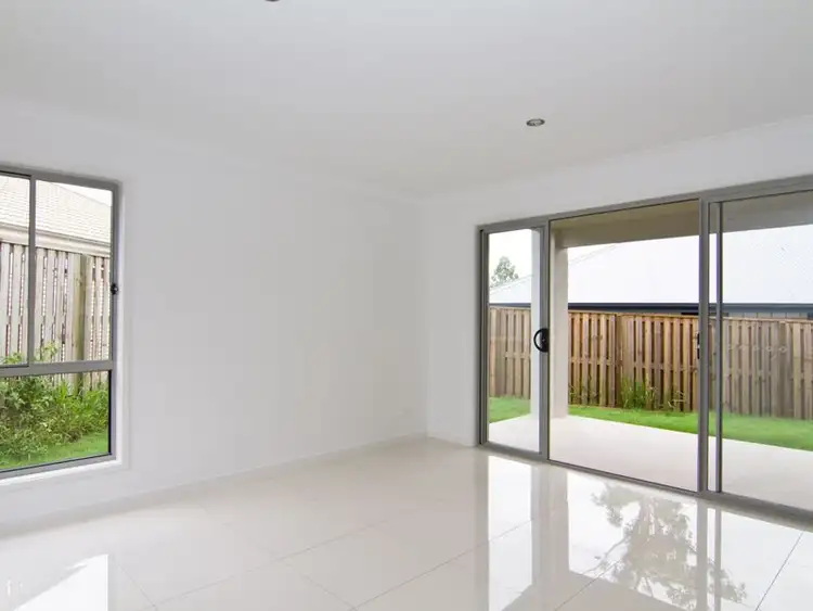 Sixth view of Homely house listing, 10 Maria Place, Augustine Heights QLD 4300