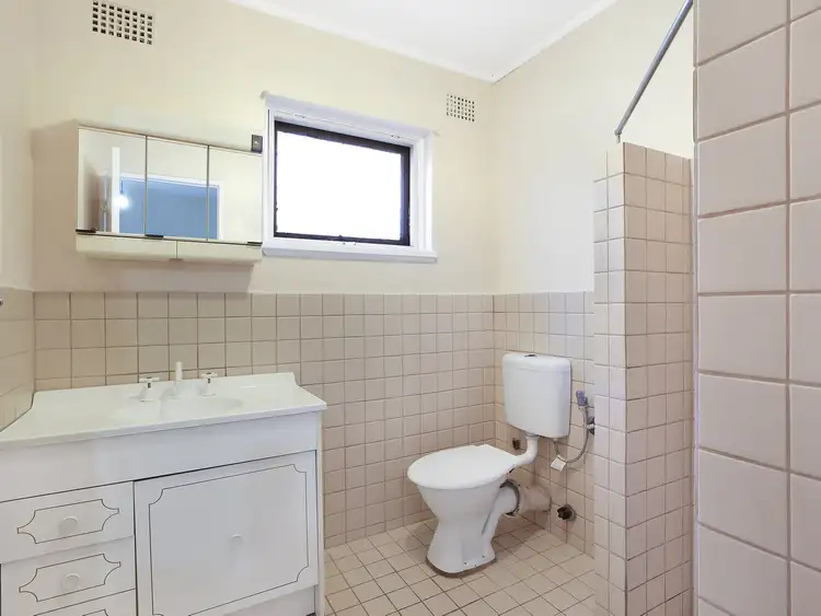 Fourth view of Homely apartment listing, Apartment 4/243A Old South Head Road, Bondi NSW 2026