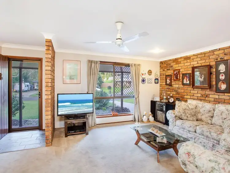 Second view of Homely house listing, 6 Yoorana Glen, Ocean Shores NSW 2483