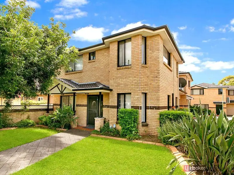 Main view of Homely townhouse listing, 1/73 Bright Street, Guildford NSW 2161
