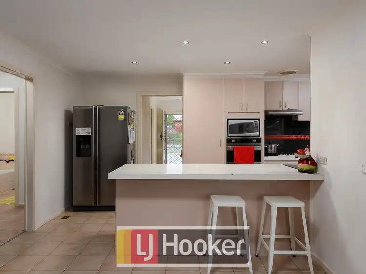 Second view of Homely house listing, 2 Weeden Crescent, Hallam VIC 3803