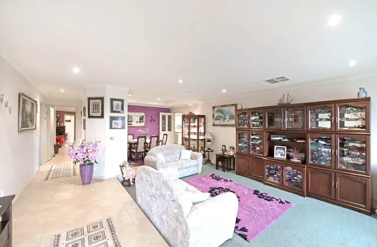 Second view of Homely house listing, 7 Henry Sutton Circuit, Dunlop ACT 2615