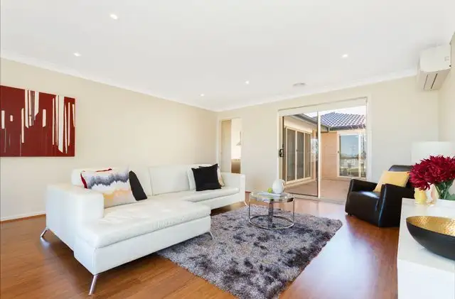 40 Elizabeth Jolley Crescent, Franklin ACT 2913