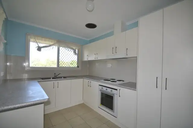 Second view of Homely house listing, 4 Skyline Drive, Kingston QLD 4114