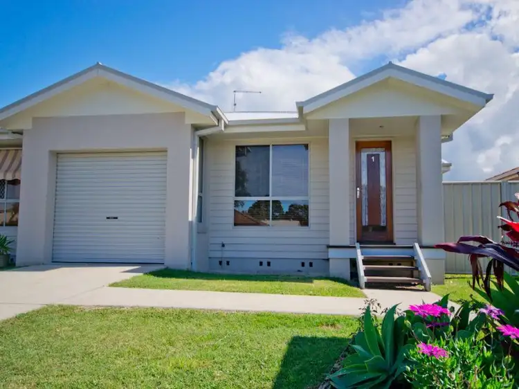 1/14 Wattle Drive, Yamba NSW 2464