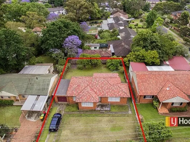 8 Hume Avenue, Castle Hill NSW 2154