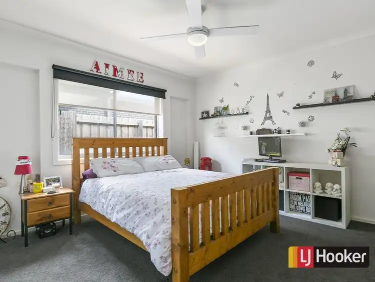 Fifth view of Homely house listing, 8 Cuttlers Circuit, Wonthaggi VIC 3995