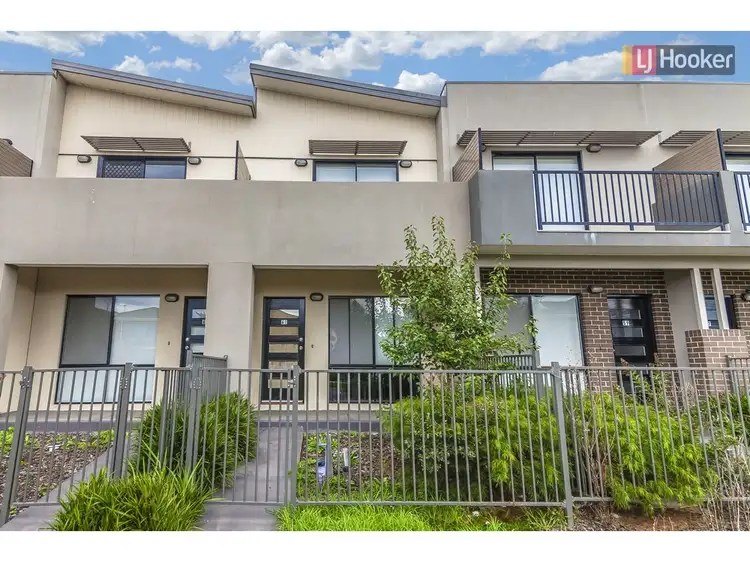 61 Valiant Crescent, Craigieburn VIC 3064