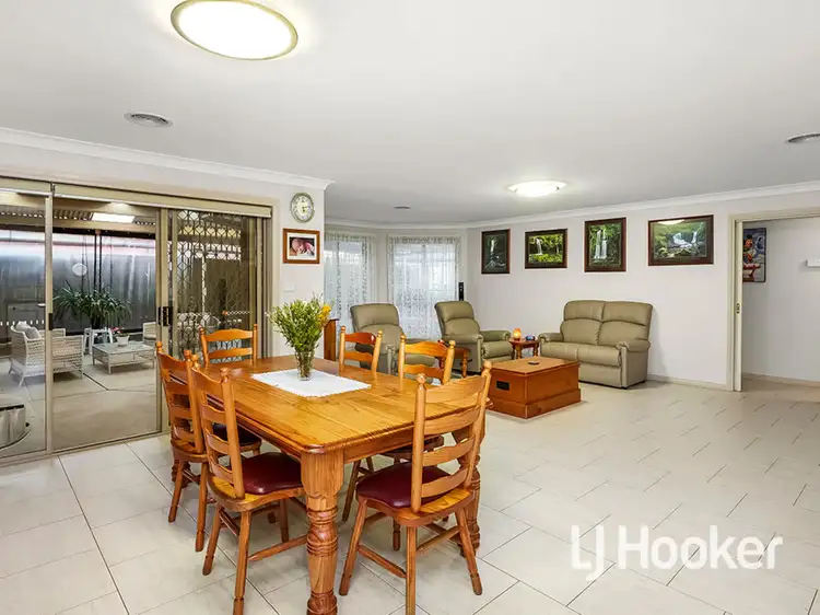 Fourth view of Homely house listing, 8 Monivae Court, Seabrook VIC 3028