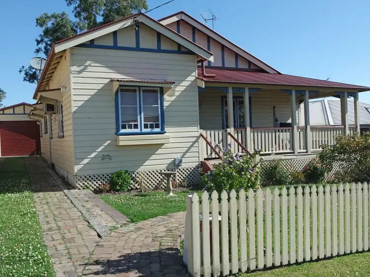 24 Farquhar Street, Wingham NSW 2429