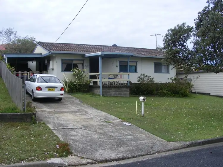 Main view of Homely house listing, 24 Currawong Cr, South West Rocks NSW 2431