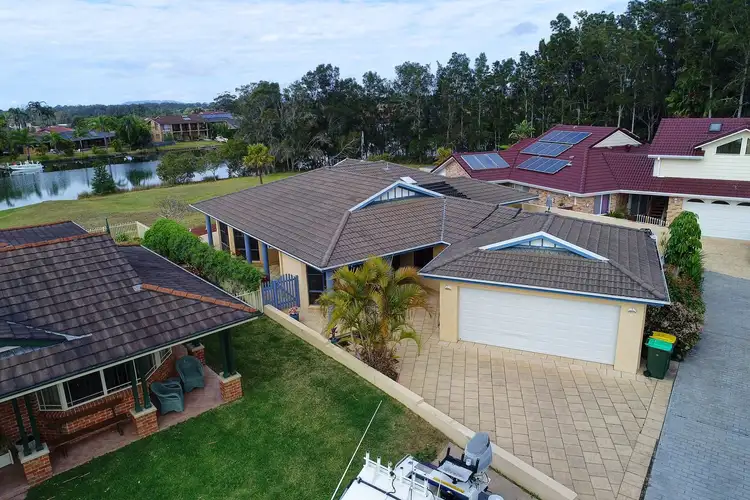 4 Mirage Drive, Tuncurry NSW 2428