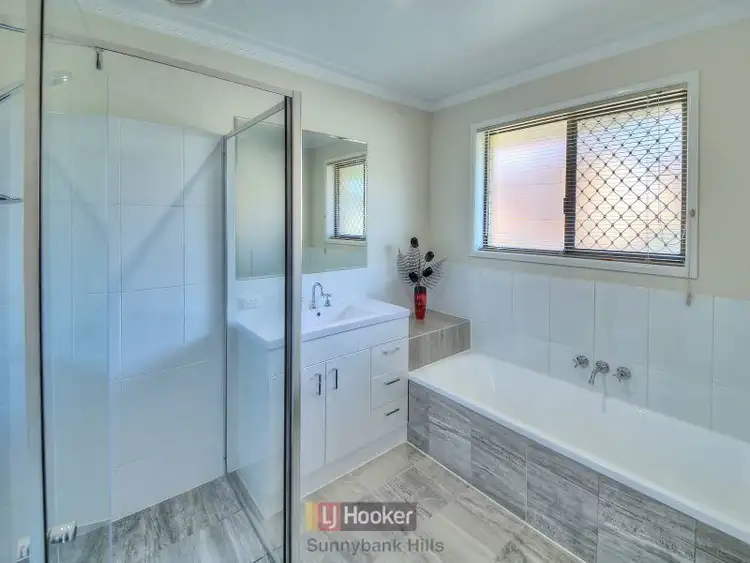 Fourth view of Homely house listing, 6 Caprice Court, Sunnybank Hills QLD 4109
