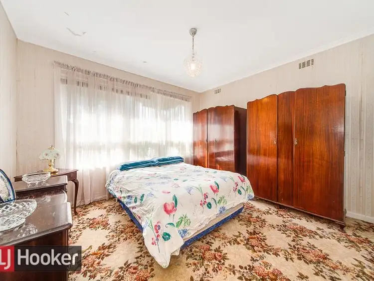 Third view of Homely house listing, 2 CARLYON CRT, Springvale VIC 3171