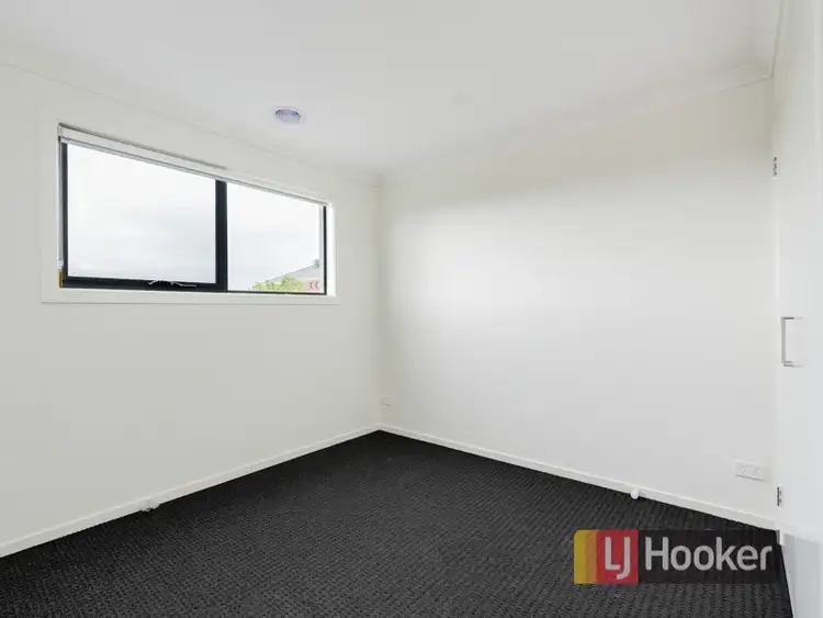 Seventh view of Homely townhouse listing, 7 Agate Lane, Pakenham VIC 3810