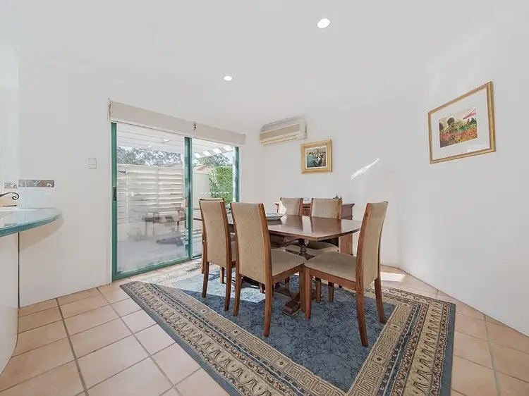 Fifth view of Homely house listing, 2 Rio Vista Close, Carindale QLD 4152