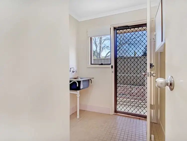 Sixth view of Homely house listing, 5 Underwood Close, Golden Grove SA 5125