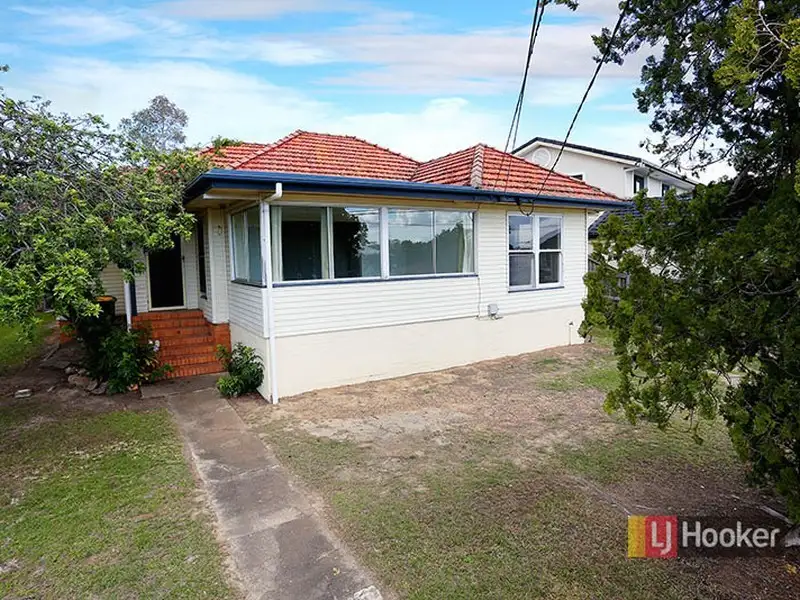 Main view of Homely house listing, 5 Faraday Street, Camp Hill QLD 4152