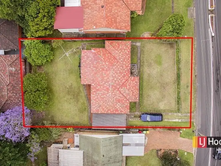 Second view of Homely house listing, 8 Hume Avenue, Castle Hill NSW 2154