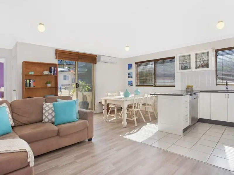 Main view of Homely unit listing, 10/4 Fielding Street, Collaroy NSW 2097