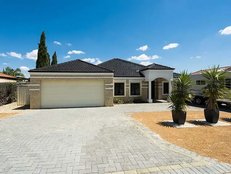 15 Hybanthus Avenue, High Wycombe WA 6057